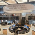 Европски индекси неуједначени, цене нафте и злата у паду, инвеститоре занимају зараде ових компанија