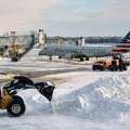 Ledeni olujni talas širom Amerike: Otkazano više od 4.000 letova, najteže pogođeni aerodromi u Bostonu i Njujorku