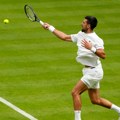 Novak pobedio Amerikanca pred početak Vimbldona