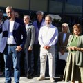 "Uskoro ćemo saopštiti visinu povećanja penzija"! Vučić najavio nove puteve u Odžacima: Stigao u Karavukovo