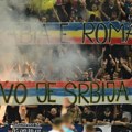 Dve bombe posle skandala Rumuni okačili parolu "Kosovo je Srbija", pa posle pobedili sa 2:0