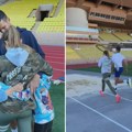 Novak okačio snimak koji će vas raznežiti: Trka se s Jelenom i skače sa dečicom, Jarić ostavio komentar!