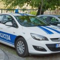 Uz nova vozila stiže i ćirilica: Crnogorska policija nabavlja „škode“ sa natpisom na dva pisma