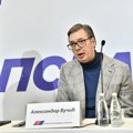 Vučić: Opozicija rastura samu sebe