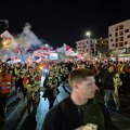 FOTO, VIDEO Studenti iz Subotice dočekani u zagrljaju ohrabrenja: "Šetamo ulicom, suze same idu"