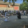 Humanitarni bazar na FDU: Dekan Pavlović drži časove kendoa, japanske borilačke veštine (VIDEO)