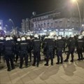 Kordoni policije nisu simbol podrške već straha od naroda
