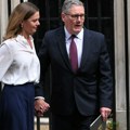 "Selite se? Preusmerite poštu" Britanska pošta na meti kritika zbog objave nakon Starmerove ostavke (foto)
