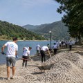 Akcija “Novi Pazar 2026”: Volonteri uređuju obalu i ribolovačku stazu na Ribarićkom jezeru