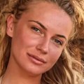 "Kupio mi mečku!" Milica Veličković puca od sreće! Snima svaki detalj u besnoj mašini: "Blago mom dečku" (foto)
