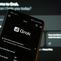 Preokret: Mask odustao od tužbe protiv Apple-a?
