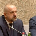 Danas: Radoičić bez naknade preneo vlasništvo u firmi na braću Veselinović