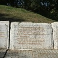 Stručnjaci Muzeja žrtava genocida u Beogradu održali predavanja za osnovce u Sremskoj Mitrovici Spomen-groblje samo za…