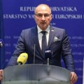 Šef diplomatije Hrvatske optužio predsednika svoje zemlje da mu kampanju plaćaju Rusi