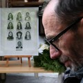 "Nadali smo se, mazili je i pričali joj, ne znam da li je čula, ali videli smo suzu u njenom oku" Angelinin otac sa knedlom u…