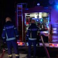 Požar u Mirijevu: Vatra se proširila na krov objekta, vatrogasci na terenu