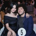 „Jedva čekam da se udam“: Selena Gomez najavila venčanje s Benijem Blankom