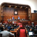 U Skupštini Srbije nastavljena rasprava o amandmanima na izborne zakone, opozicija i o Miliću