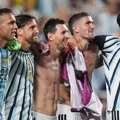 (Video) Argentina u polufinalu SP s Engleskom: Prvaci sveta s igračem više i posle produžetaka slomili Švajcarce