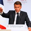 Makronova stranka optužila Le Pen za neovlašćeno prisvajanje njihovog zaštitnog znaka u predizbornom sloganu