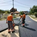 Asfaltirana Ulica Milivoja Milentijevića u Beloševcu (FOTO)