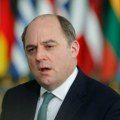Britanski ministar odbrane priznao: Ponestaje oružja iz zaliha za slanje Ukrajini, saveznici primorani da kupuju i šalju…