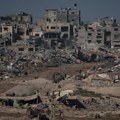 U izraelskim napadima na centralnu Gazu ubijeno najmanje 35 ljudi