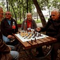 U korak sa evropskim gradovima: Formirane oaze za druženje starijih Kragujevčana