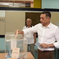 Aleksandar Vulin glasao na lokalnim izborima! Potpredsednik Vlade obavio svoju građansku dužnost na Vidikovcu!