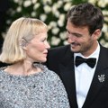 Ovo su svi čekali! Pamela Anderson na Met Gali 2025. u svom najboljem izdanju ikada, dijamanti i osmeh od milion dolara