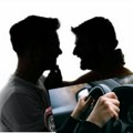 Ljubav, moć i službeni auto: Doktor na funkciji rešava porodična pitanja svog momka!