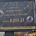 Najlepša poruka koju ćete danas videti Mama Ljilja dobila čestitku na bilbordu povodom rođendana i odlaska u penziju!