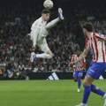 Čudesni "Madrilenjo" - Preokret Reala, sumnjiv penal, golčina Moline, crveni Fedea, šou Vinija i potera za Barsom se nastavlja…
