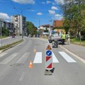 Počelo obeležavanje horizontalne signalizacije na čačanskim ulicama