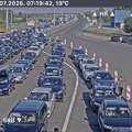 Dobro pogledajte slike sa ovog graničnog prelaza: Cik je zore, reci automobila se ne vidi kraj, a pakao tek sledi (foto)