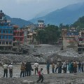 Broj žrtava u poplavama u Nepalu povećan na 1.344, skoro 5.000 ljudi nestalo