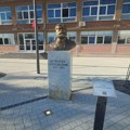 Godišnja članarina u inđijskoj biblioteci od 23. oktobra 200 dinara