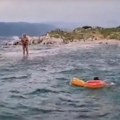 Spasili nepromišljene turiste na Jadranu: "More ih je bacalo na sve strane" (video)
