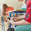 Ekstremna mera: Zabranjuju telefone u školama