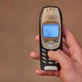 Ovi stari telefoni danas vrede bogatstvo Proverite svoje fioke, možda ih imate u kući, kupci nude stotine evra