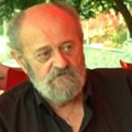 Lepa voditeljka je najmlađa ćerka Vuka Bojovića, jednu stvar je nasledila od oca: Studirala je težak fakultet