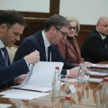 Dok čekaju Vučića, štampaće knjigu Siniše Malog