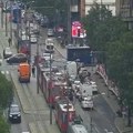 Pokvario se tramvaj u Nemanjinoj Slavija prohodna nakon kidanja trolejbuske mreže (foto)