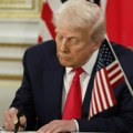 Трампов рејтинг пао последњих дана, критике политике трошкова живота