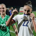 Reprezentativka Srbije u fudbalu poslala snažnu poruku na godišnjicu tragedije u Novom Sadu
