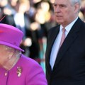 B ritanska vlada objavila dokumenta o osramoćenom bivšem princu Endruu: Kraljica urgirala za sina!