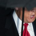 Tramp na fotografiji izgleda zastrašujuće Bivši predsednik SAD priznao kako se osećao u zatvoru