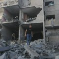Izrael tvrdi da nije odgovoran za granatiranje bolnice u Gazi; Hamas: Civili mogu da budu odmah oslobođeni ako prestanu napadi…