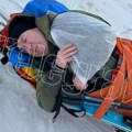 Prve fotografije teško povređenog Đanija: Slomio ključnu kost na Dolomitima