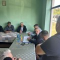 Nevreme uništilo Crveno zlato u Srbiji Ministar Glamočić sastao se sa voćarima u Kosjeriću: Posebno apelovao na…